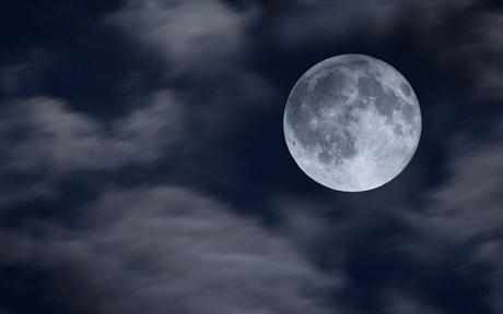 Photo Source: http://www.telegraph.co.uk/news/uknews/3722203/Biggest-and-brightest-full-moon-for-15-years-will-illuminate-the-night-sky.html
